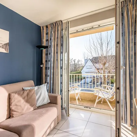 Monet 101, Quietly Located Daire Koksijde
